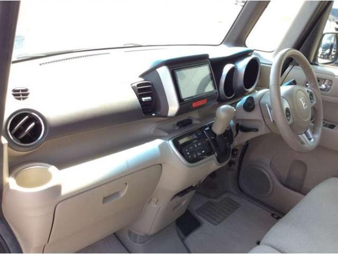 N-BOXG ターボパッケージ 4WD　ドラレコ　Bカメラ　メモリーナビ　ETC 660