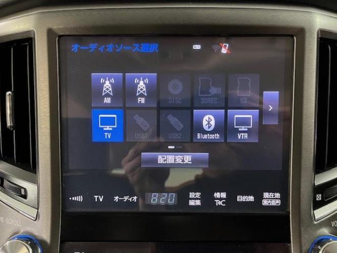 クラウンハイブリッドロイヤルサルーン　Ｆｏｕｒ　後期型　本州仕入　ワンオーナー　寒冷地仕様　禁煙車　ＷＡＫＯＳバリアスコーティング済　純正１６インチＡＷ　社外１６ＡＷ＋スタッドレスタイヤ付　純正ナビ（フルセグ地デジ　ＤＶＤ再生　Ｂｌｕｅｔｏｏｔｈ対応）＋バックカメラ　プリクラッシュセーフティ　レーダークルーズコントロール　フロントガラス熱線　ステアリングヒーター　ミラーヒーター　両席パワーシート　タイミングチェーン車　純正ＬＥＤヘッドライト＆フォグ　横滑り防止装置　ＥＴＣ 4WD 2500 4Dr