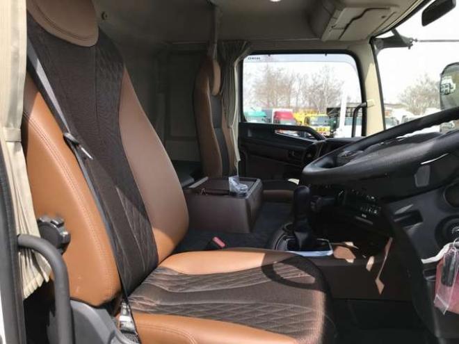 プロフィア飼料運搬車 2DG-FS1AHE 新明和工業　 2WD 8860