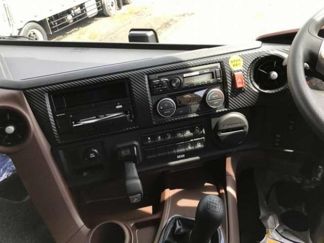 プロフィア飼料運搬車 2DG-FS1AHE 新明和工業　 2WD 8860