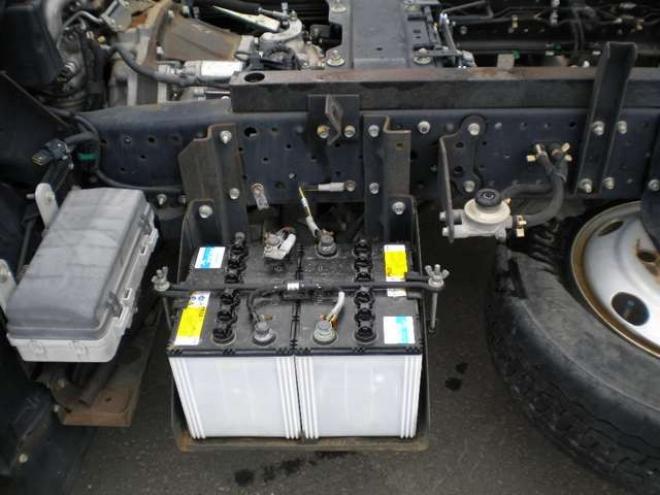 エルフダンプ　TKG-NKS85AN 新明和工業　 4WD 2990