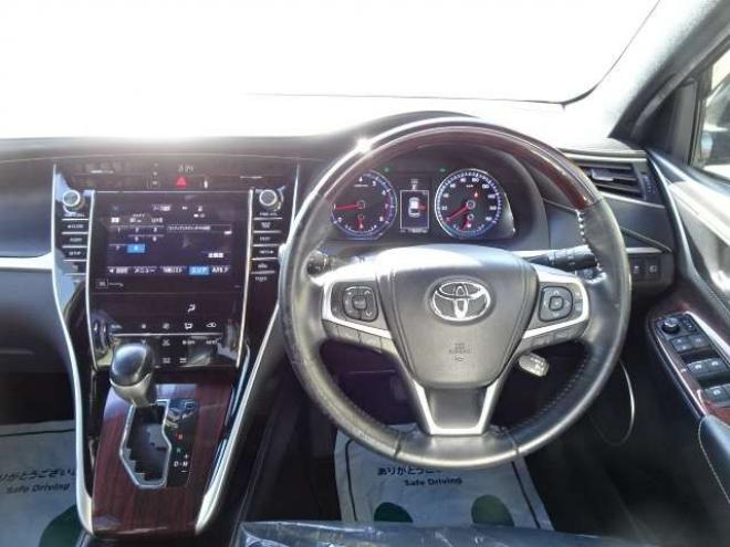ハリアー2.0 プレミアム 4WD　本州車保証1年 半革 衝突軽減 JBL音　22AW 2000