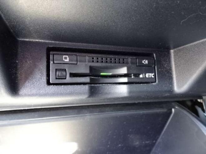 ハリアー2.0 プレミアム 4WD　本州車保証1年 半革 衝突軽減 JBL音　22AW 2000