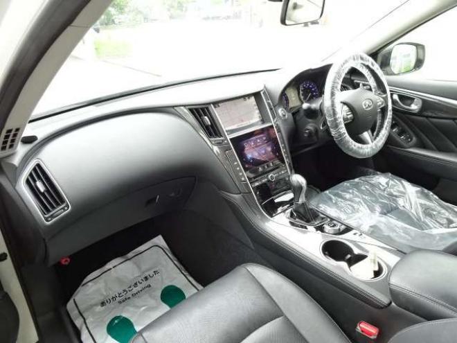 スカイライン3.5 350GT FOUR ハイブリッド タイプSP　本州車　保証1年　本革 エアロ　20AW　LED 4WD 3500