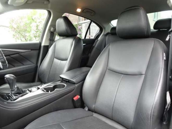 スカイライン3.5 350GT FOUR ハイブリッド タイプSP　本州車　保証1年　本革 エアロ　20AW　LED 4WD 3500