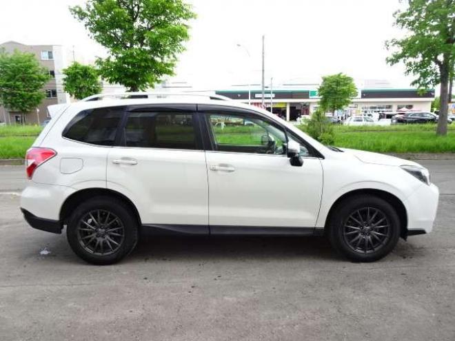 フォレスター2.0 S リミテッド 4WD　事故無　保証1年　Bカメラ　パワーシート 2000