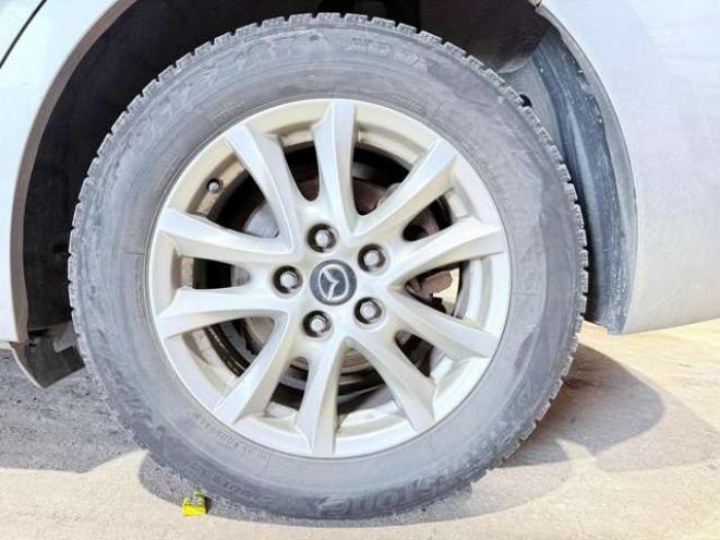 アクセラ2.0 ハイブリッドS　下廻防錆TVナビBカメETCエンスタ 2WD 2000