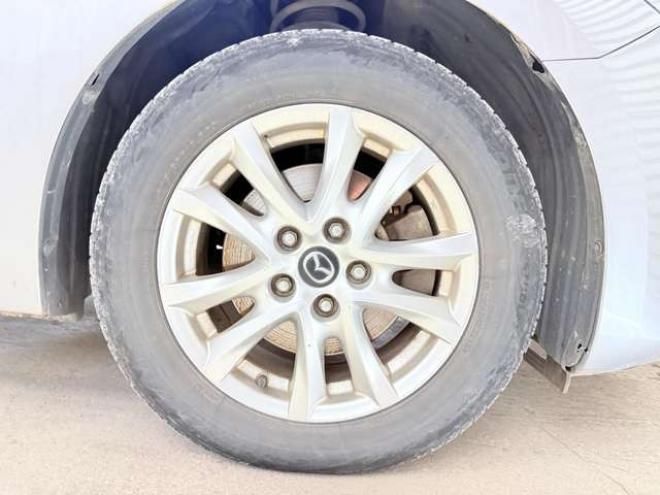アクセラ2.0 ハイブリッドS　下廻防錆TVナビBカメETCエンスタ 2WD 2000