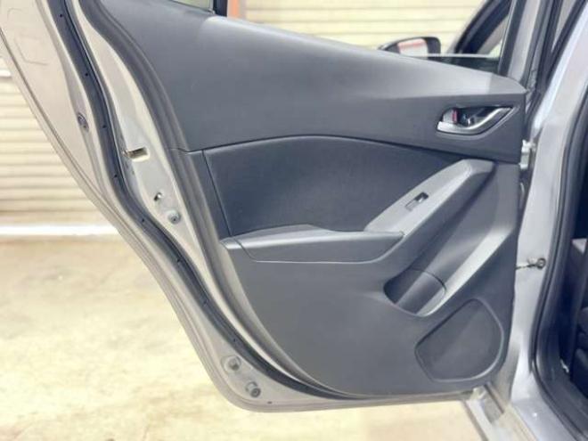 アクセラ2.0 ハイブリッドS　下廻防錆TVナビBカメETCエンスタ 2WD 2000