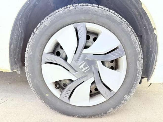 フィット1.5 ハイブリッド Lパッケージ 4WD　下廻防錆TVナビBカメETCエンスタ 1500