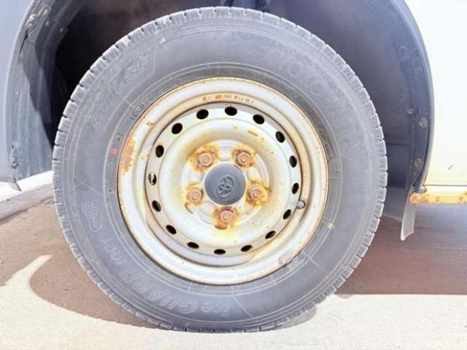 ライトエースバン1.5 DX 4WD　下廻防錆TVナビ夏冬タイヤ 1500