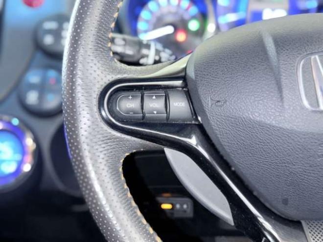フィットシャトルハイブリッド1.3 スマートセレクション　下廻防錆1オナTVバックカメラETC 2WD 1300