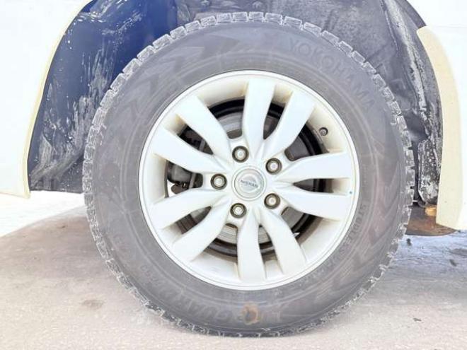 セレナ2.0 ハイウェイスター Vセレクション 4WD　下廻防錆TVナビBカメETC 2000