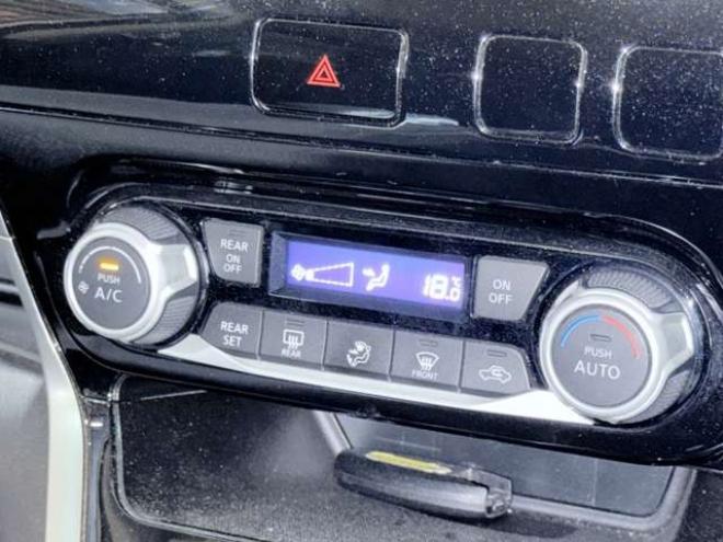 セレナ2.0 X 4WD　下廻防錆TVナビ夏冬タイヤ 2000