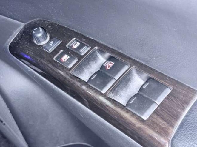 エルグランド3.5 350ハイウェイスター 4WD　下廻防錆TVナビBカメETC後席モニタ 3500