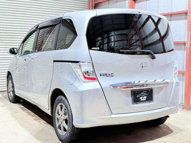 フリード1.5 G ジャストセレクション 4WD　下廻防錆TVナビBカメエンスタETC 1500