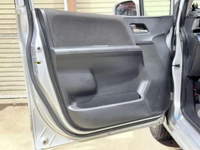 フリード1.5 G ジャストセレクション 4WD　下廻防錆TVナビBカメエンスタETC 1500