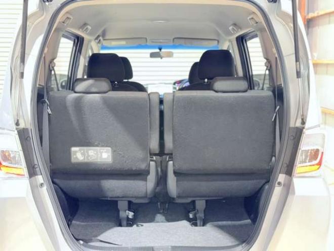 フリード1.5 G ジャストセレクション 4WD　下廻防錆TVナビBカメエンスタETC 1500