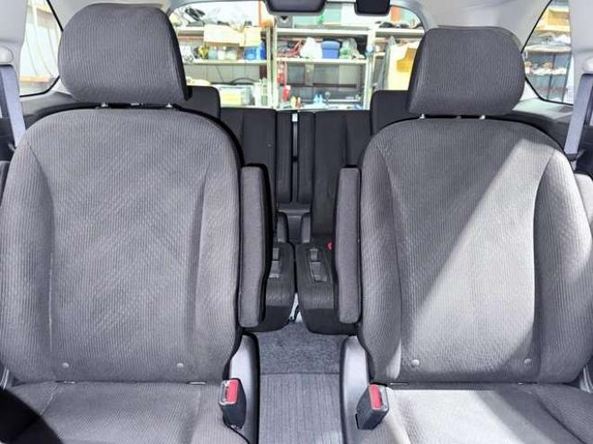 フリード1.5 G ジャストセレクション 4WD　下廻防錆TVナビBカメエンスタETC 1500