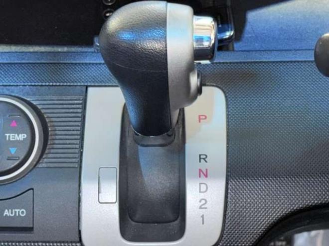 フリード1.5 G ジャストセレクション 4WD　下廻防錆TVナビBカメエンスタETC 1500