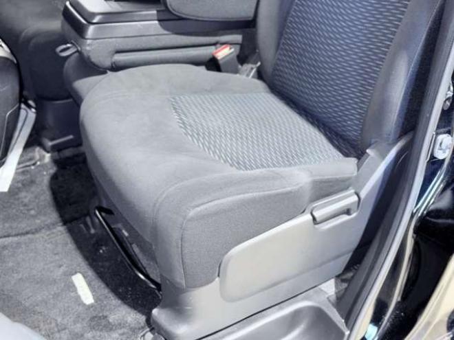 セレナ2.0 20X アドバンストセーフティ パッケージ 4WD　下廻防錆TVナビBカメエンスタ 2000