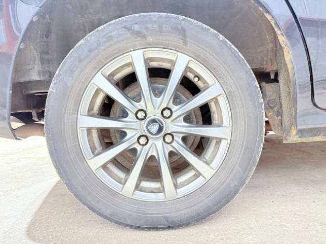 フリード1.5 G ジャストセレクション 4WD　下廻防錆TVナビETC 1500