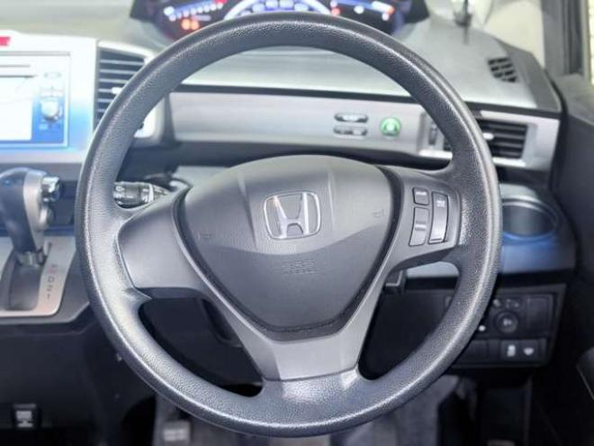 フリード1.5 G ジャストセレクション 4WD　下廻防錆TVナビETC 1500