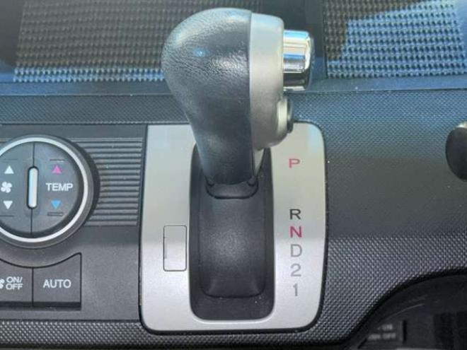 フリード1.5 G ジャストセレクション 4WD　下廻防錆TVナビETC 1500