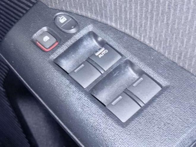 フリード1.5 G ジャストセレクション 4WD　下廻防錆TVナビETC 1500