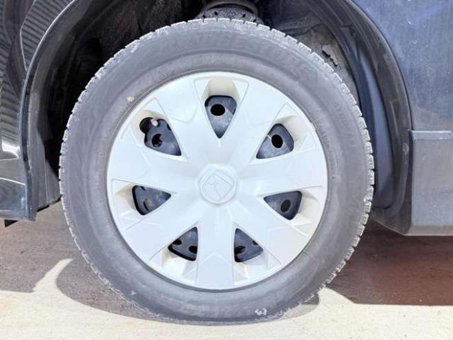 フィットシャトル1.5 15X 4WD　下廻防錆TVナビETC夏冬タイヤ 1500