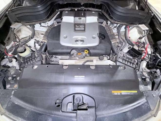 スカイラインクロスオーバー3.7 370GT FOUR 4WD　下廻防錆サンルーフTVナビBカメエンスタ 3700