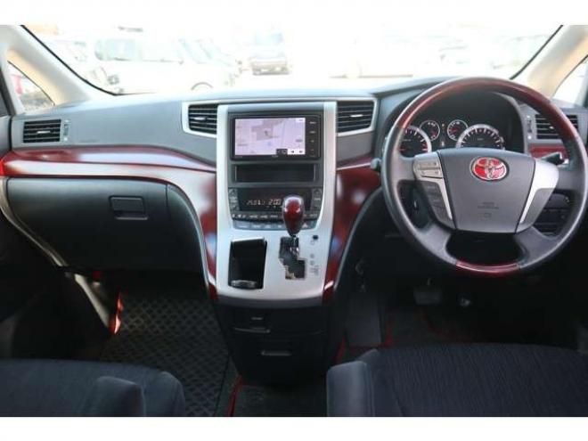 ヴェルファイア2.4 Z 4WD　ナビTV・Bカメラ・両パワスラ・R8/10月 2400