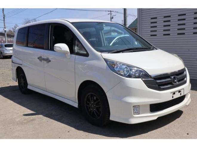 ステップワゴン2.0 スパーダ S Z HDDナビパッケージ 4WD　両パワスラ・ナビ・Bカメラ・6.4万k 2000