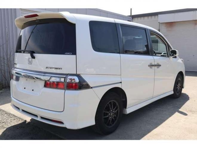 ステップワゴン2.0 スパーダ S Z HDDナビパッケージ 4WD　両パワスラ・ナビ・Bカメラ・6.4万k 2000