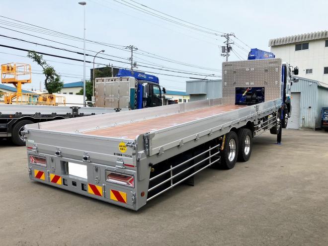 プロフィア未使用　4段ラジコンクレーン車　セルフローダー　重機運搬車ウインチ付　大型トラック　nht