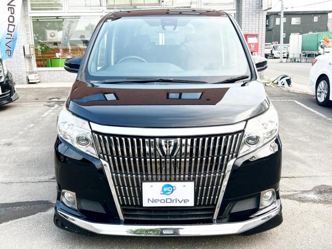 エスクァイア2.0Xi 4WD　ローンが不安な方＜優遇ローン＞モデリスタ　両側パワスラ　純正ナビ 4WD
