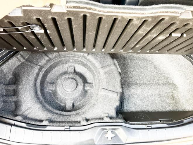 エスクァイア2.0Xi 4WD　ローンが不安な方＜優遇ローン＞モデリスタ　両側パワスラ　純正ナビ 4WD