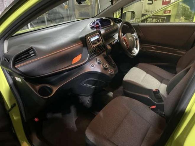 シエンタ1.5 G 4WD　 1500