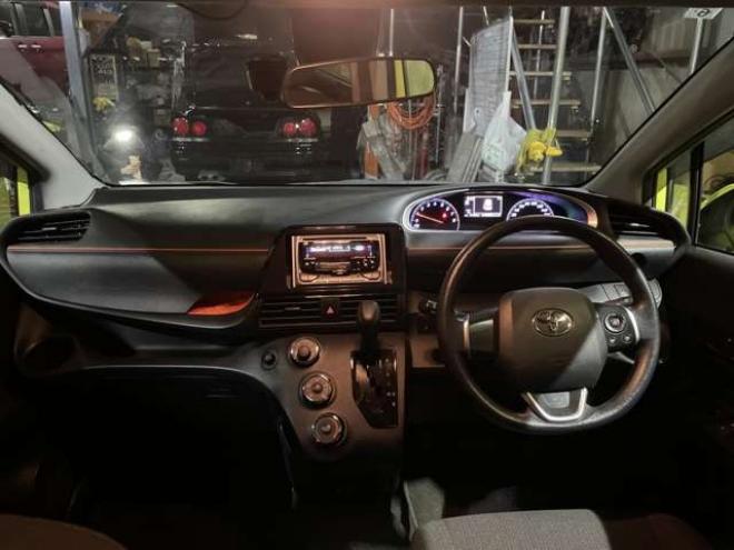 シエンタ1.5 G 4WD　 1500
