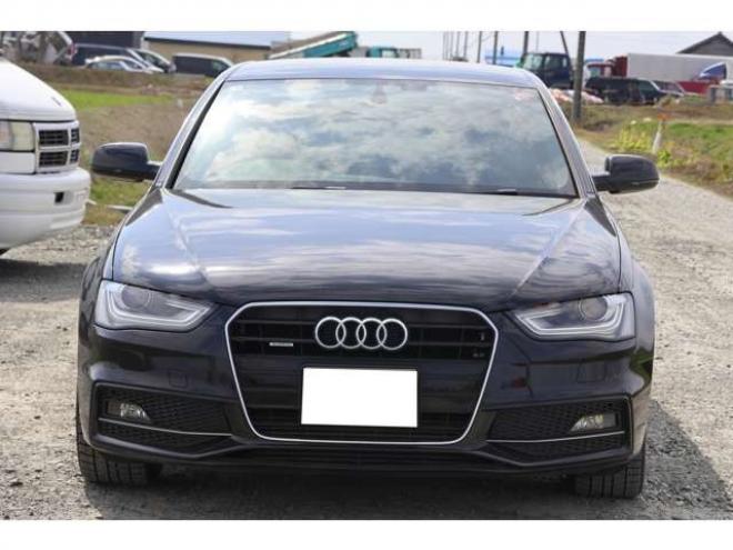 アウディA4 2.0 TFSI クワトロ Sラインパッケージ 4WD　検2年　自社　ローンカノウ 正規輸入車 2000
