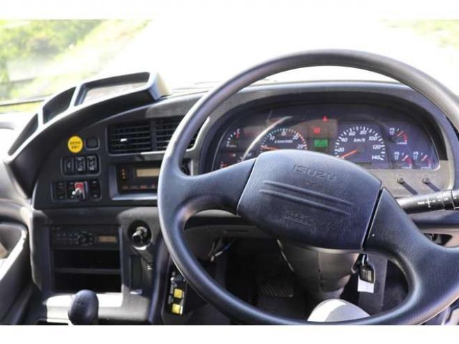 ギガダンプ　検1年　ワンオーナー　サイドバンパー 2WD 9830
