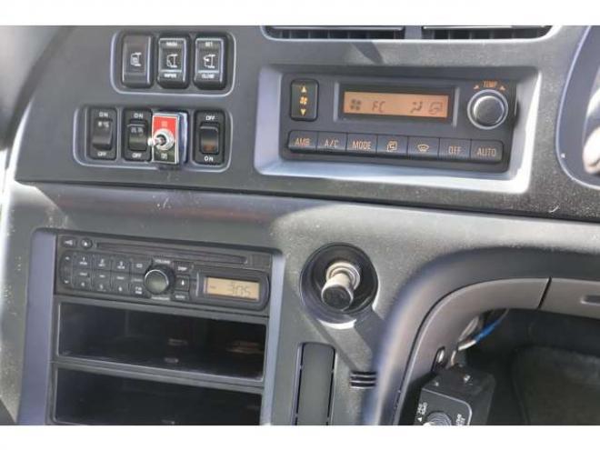 ギガダンプ　検1年　ワンオーナー　サイドバンパー 2WD 9830