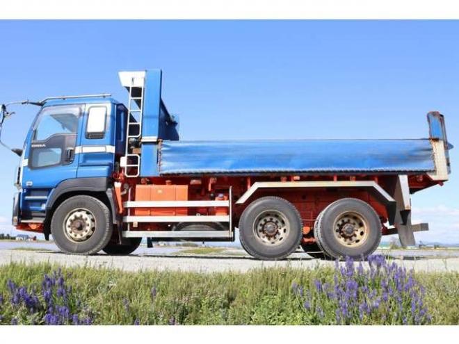 ギガダンプ　検1年　ワンオーナー　サイドバンパー 2WD 9830