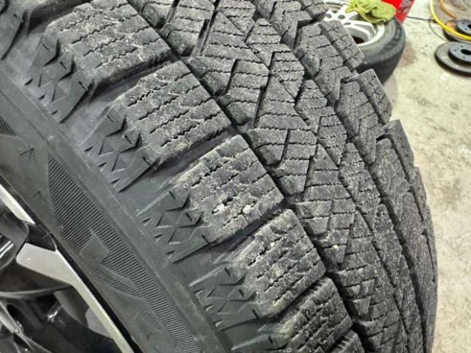 クロスビー1.0 ハイブリッド MZ ブラックインテリア パッケージ装着車 4WD　Bluetooth　夏冬タイヤ　3年保証 1000
