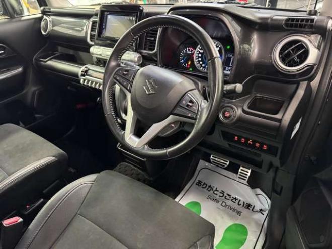 クロスビー1.0 ハイブリッド MZ ブラックインテリア パッケージ装着車 4WD　Bluetooth　夏冬タイヤ　3年保証 1000