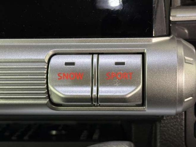 クロスビー1.0 ハイブリッド MZ ブラックインテリア パッケージ装着車 4WD　Bluetooth　夏冬タイヤ　3年保証 1000