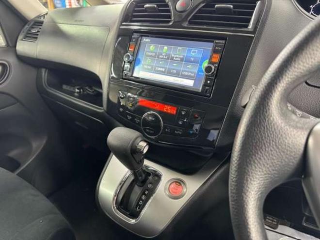 セレナ2.0 20X 4WD　ナビ　TV　Bカメラ　Bluetooth　Pスライド 2000