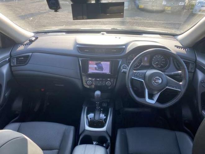 エクストレイル2.0 20X ハイブリッド 4WD　 2000