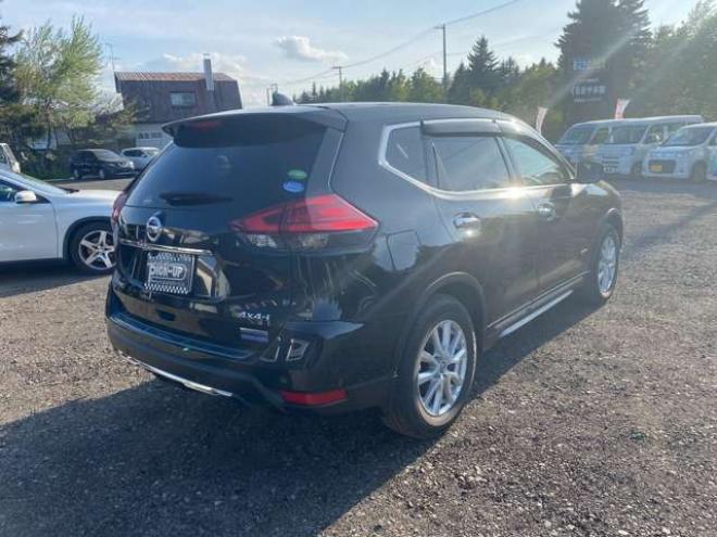 エクストレイル2.0 20X ハイブリッド 4WD　 2000