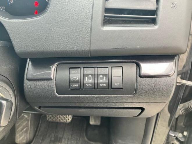 MPV23C　スポーツPG 4WD 2300 ５Dr